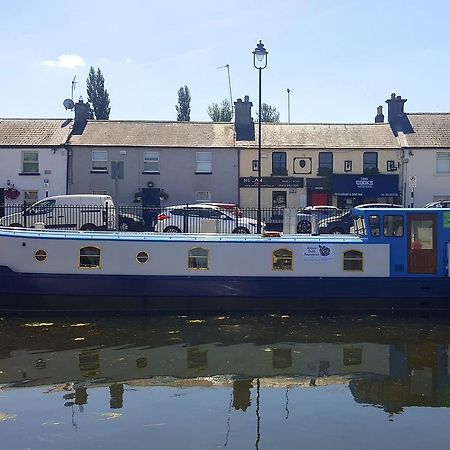 Hotel Roisin Dubh Houseboat Sallins Exterior foto